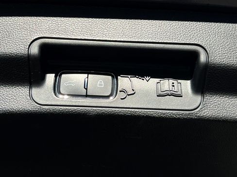 Used 2023 Ford Explorer ST w/ Equipment Group 401A image 17