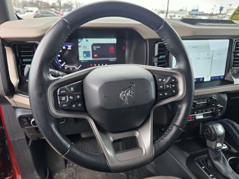 Used 2023 Ford Bronco Wildtrak AWD/4WD image 41