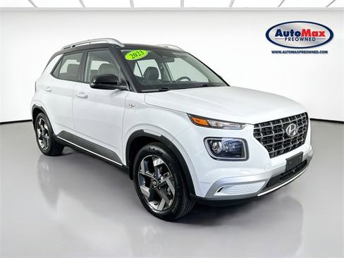 Used 2023 Hyundai Venue Limited image 1
