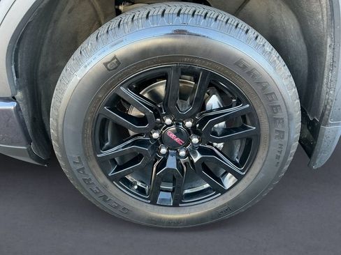 Used 2023 GMC Sierra 1500 Elevation AWD/4WD image 9