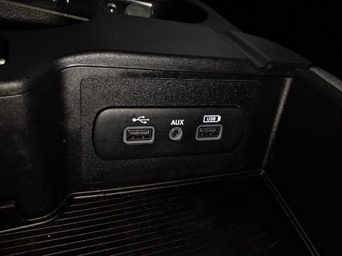 Used 2019 RAM 1500 Tradesman RWD image 23
