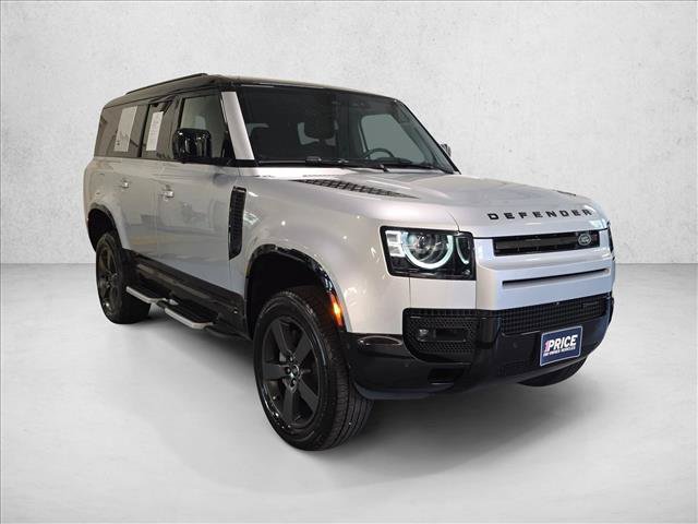 Used 2023 Land Rover Defender 130 X-Dynamic SE AWD/4WD image 3
