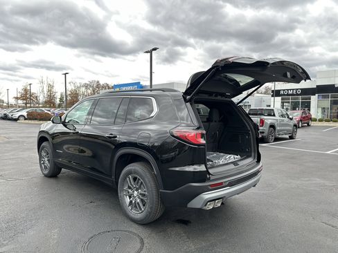 New 2026 GMC Acadia Elevation image 31