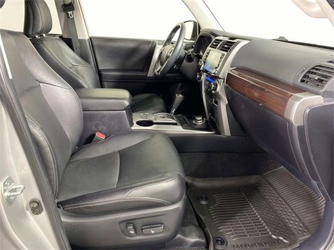 Used 2022 Toyota 4Runner Limited image 11