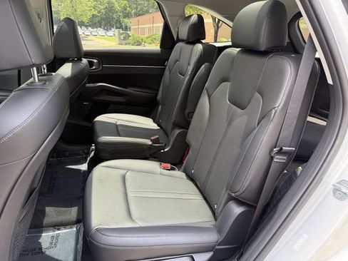 Certified 2026 Kia Sorento EX w/ EX Premium Package FWD image 36