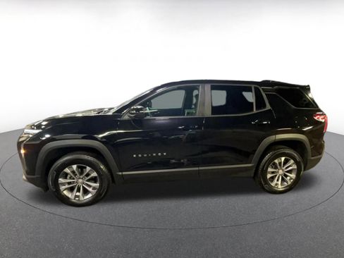 Used 2025 Chevrolet Equinox LT image 9