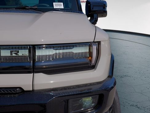 New 2026 GMC Hummer EV 4x4 Crew Cab image 3