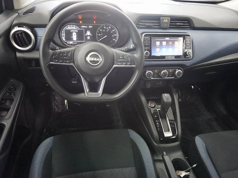 Used 2023 Nissan Versa SV image 16