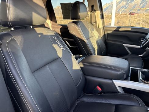 Used 2018 Nissan Titan PRO-4X w/ Pro-4x Convenience Package image 24