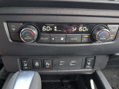 Used 2026 Nissan Frontier SV w/ All-Weather Content Package AWD/4WD image 13