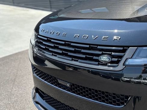 Used 2024 Land Rover Range Rover Sport AWD/4WD image 34