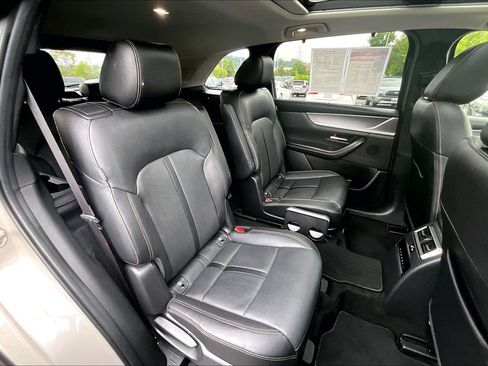 Used 2024 MAZDA CX-90 3.3 Turbo w/ Premium Package AWD/4WD image 25