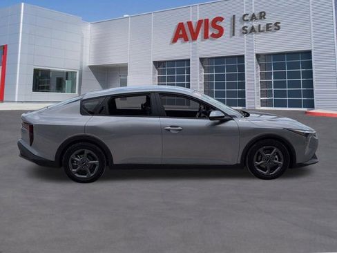 Used 2025 Kia K4 FWD image 5