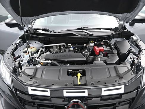 Used 2026 Nissan Rogue SV AWD/4WD image 5