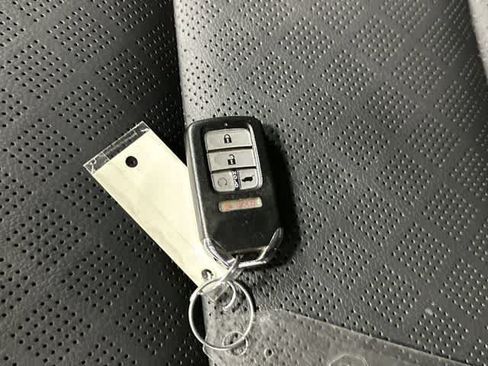 Used 2021 Honda Passport EX-L image 32