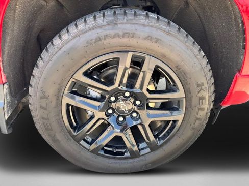 Used 2022 Chevrolet Silverado 1500 RST AWD/4WD image 13