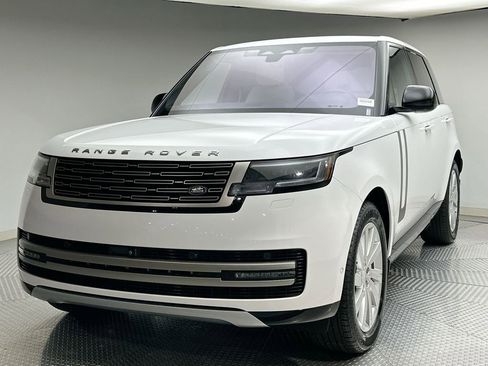 Certified 2023 Land Rover Range Rover SE image 1
