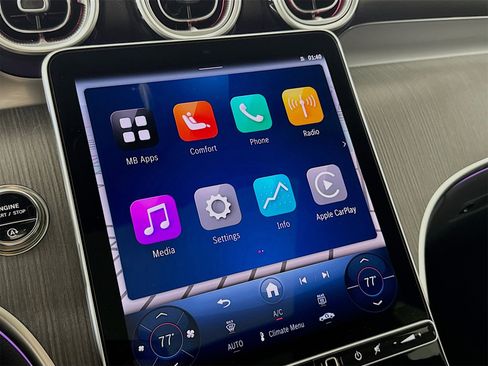 Used 2026 Mercedes-Benz GLC 300 image 16