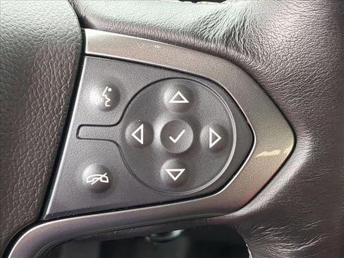 Used 2018 Chevrolet Silverado 1500 LT w/ Texas Edition image 23