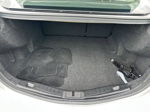 Used 2017 Ford Fusion SE AWD/4WD image 5