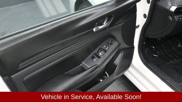 Used 2021 Nissan Altima 2.5 S FWD image 18