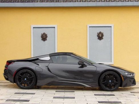 Used 2019 BMW i8 Roadster image 31