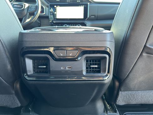 Used 2022 GMC Sierra 1500 AT4 w/ AT4 Premium Package AWD/4WD image 27