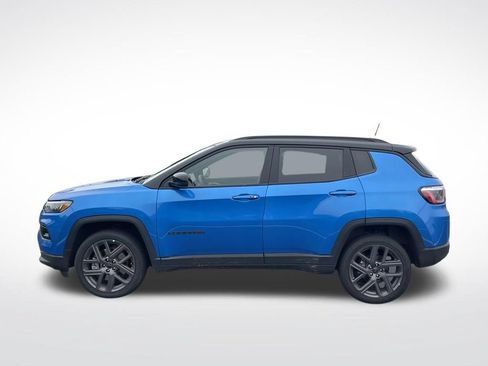 Used 2026 Jeep Compass Limited AWD/4WD image 2