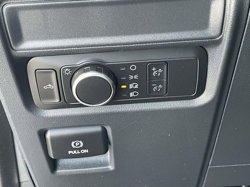 Used 2022 Ford F150 XL w/ STX Appearance Package AWD/4WD image 18