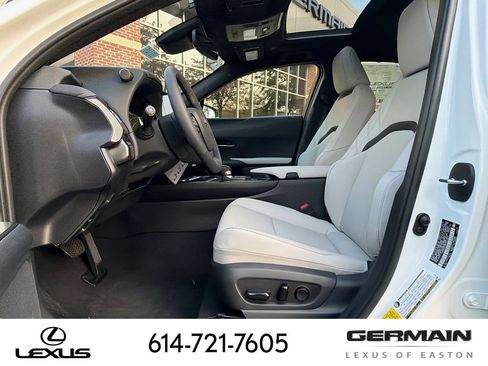 New 2026 Lexus UX 300h AWD image 17