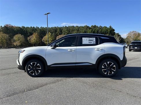 New 2026 Nissan Kicks SV image 5