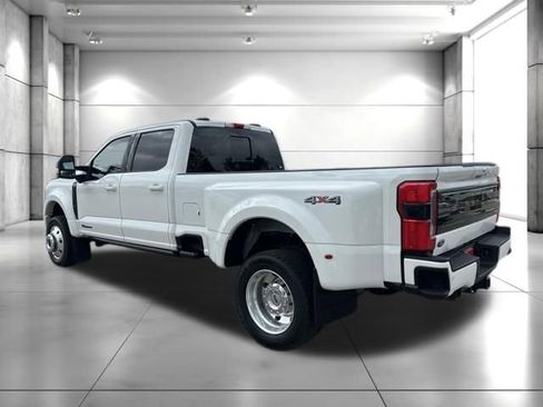 Used 2025 Ford F450 Platinum AWD/4WD image 6