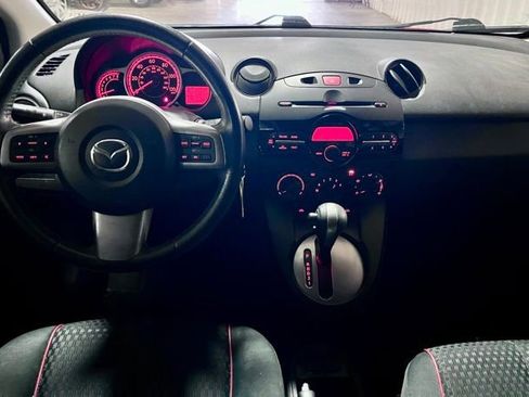 Used 2013 MAZDA MAZDA2 Touring FWD image 27