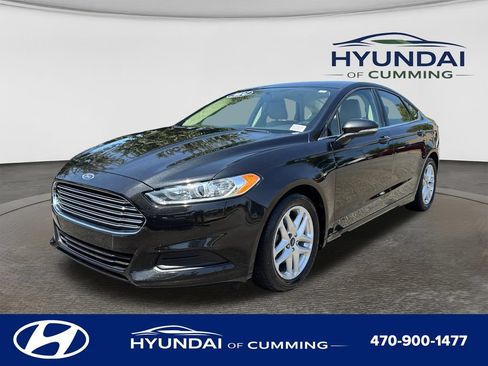 Used 2014 Ford Fusion SE FWD image 3