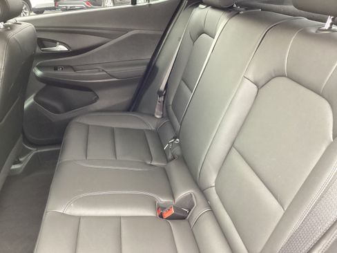 Used 2024 Buick Envista Sport Touring w/ Convenience I Package FWD image 13