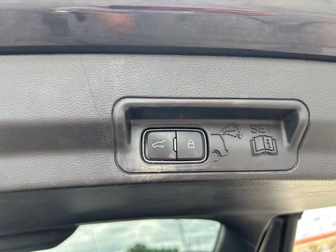Used 2022 Ford Explorer ST w/ Equipment Group 401A AWD/4WD image 33