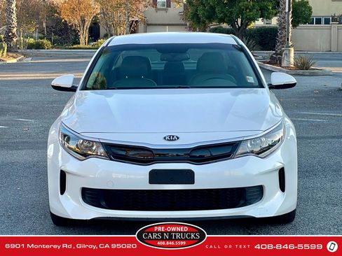 Used 2017 Kia Optima EX image 2