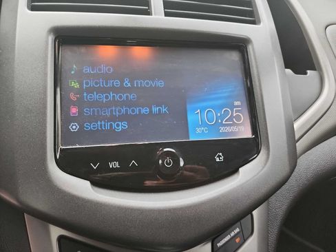 Used 2015 Chevrolet Sonic LT FWD image 24
