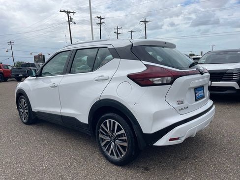 Used 2024 Nissan Kicks SV FWD image 5