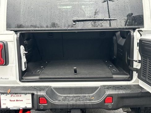 New 2026 Jeep Wrangler Unlimited Rubicon image 19