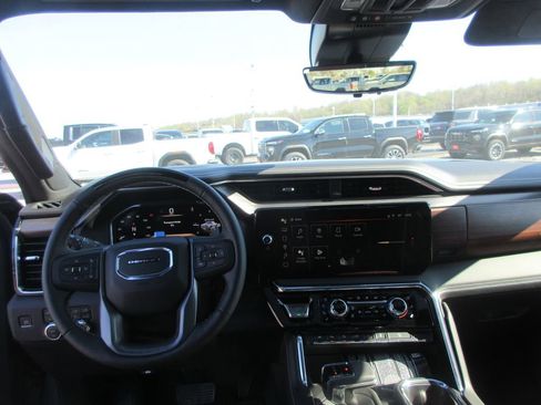 New 2026 GMC Sierra 1500 Denali Ultimate image 17