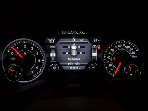 Used 2019 RAM 1500 Laramie image 27