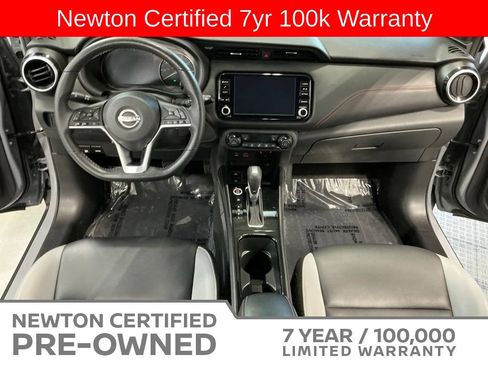 Used 2024 Nissan Kicks SR w/ SR Premium Package FWD image 16