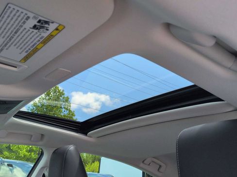Used 2024 Lexus ES 350 w/ Premium Package FWD image 20