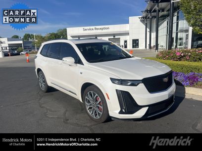 Used 2022 Cadillac XT6 Sport w/ Technology Package