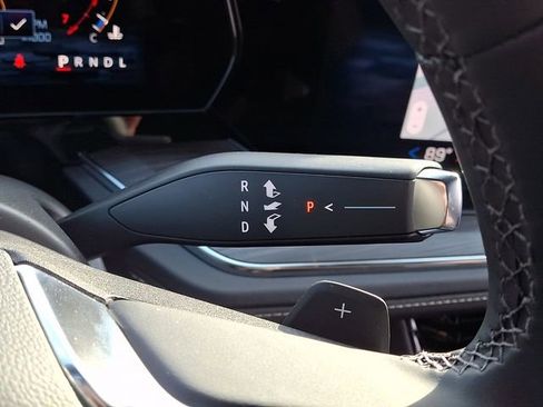 New 2026 Chevrolet Suburban Premier image 11