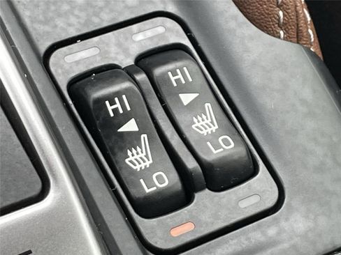 Certified 2023 Subaru Forester Touring AWD/4WD image 26