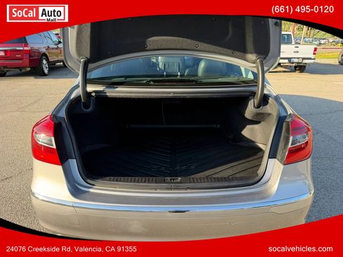 Used 2012 Hyundai Genesis 3.8 w/ Premium Pkg RWD image 26
