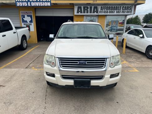 Used 2008 Ford Explorer Limited RWD image 2