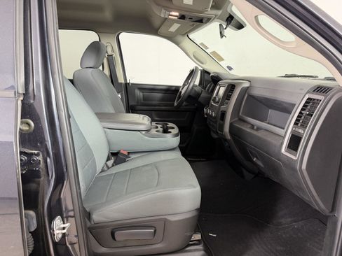 Used 2018 RAM 1500 Express w/ Express Value Package AWD/4WD image 14